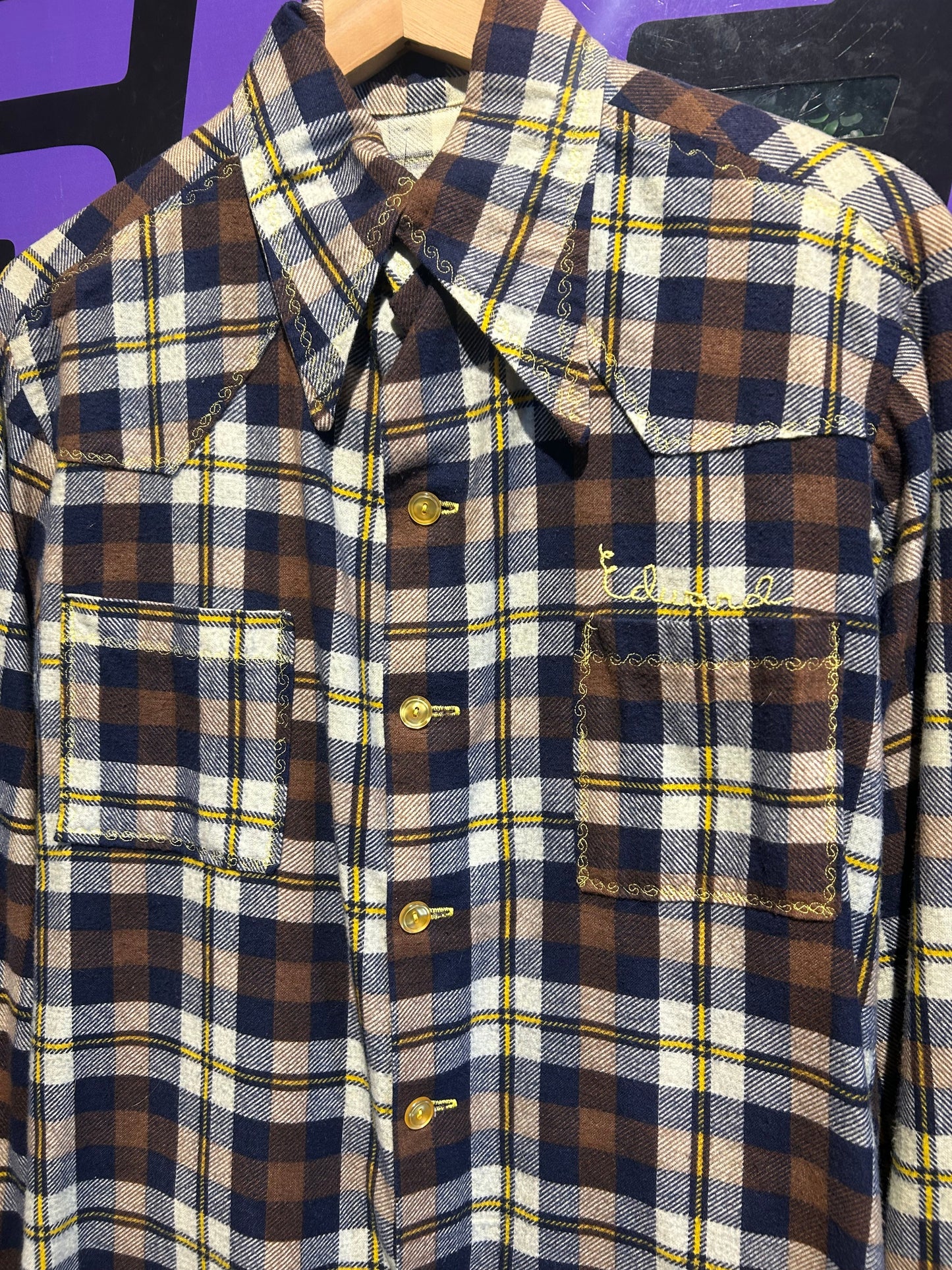 Vintage Button-Up Flannel Western Shirt. Size M/L