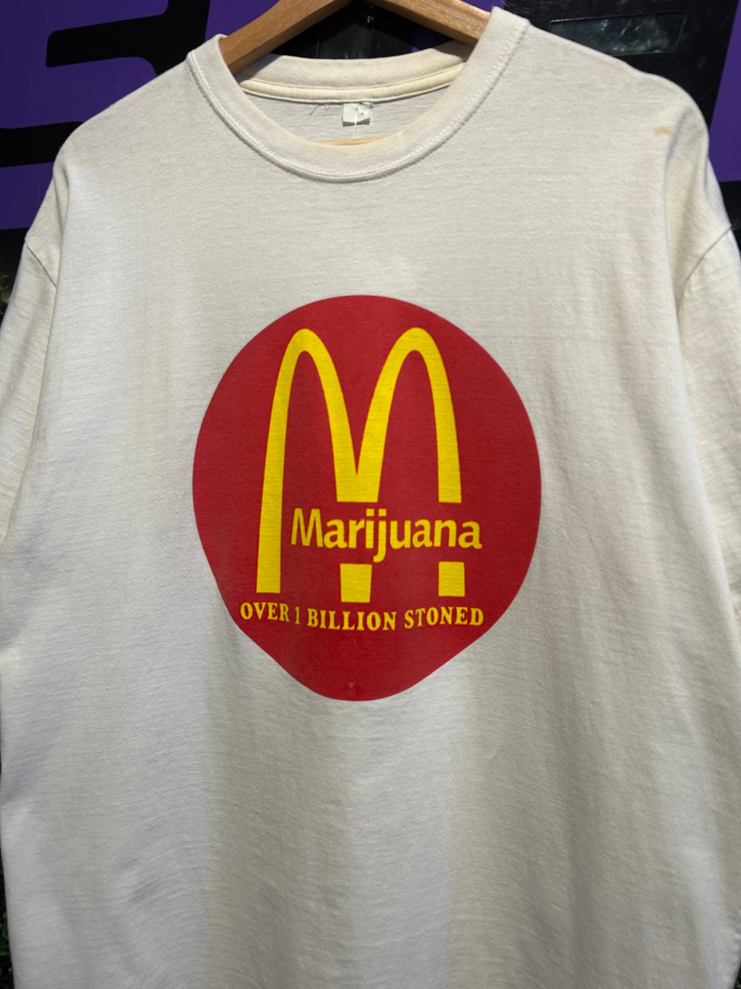 Vintage Marijuana “Over 1 Billion Stoned” McDonalds Parody T-Shirt. Size L/XL