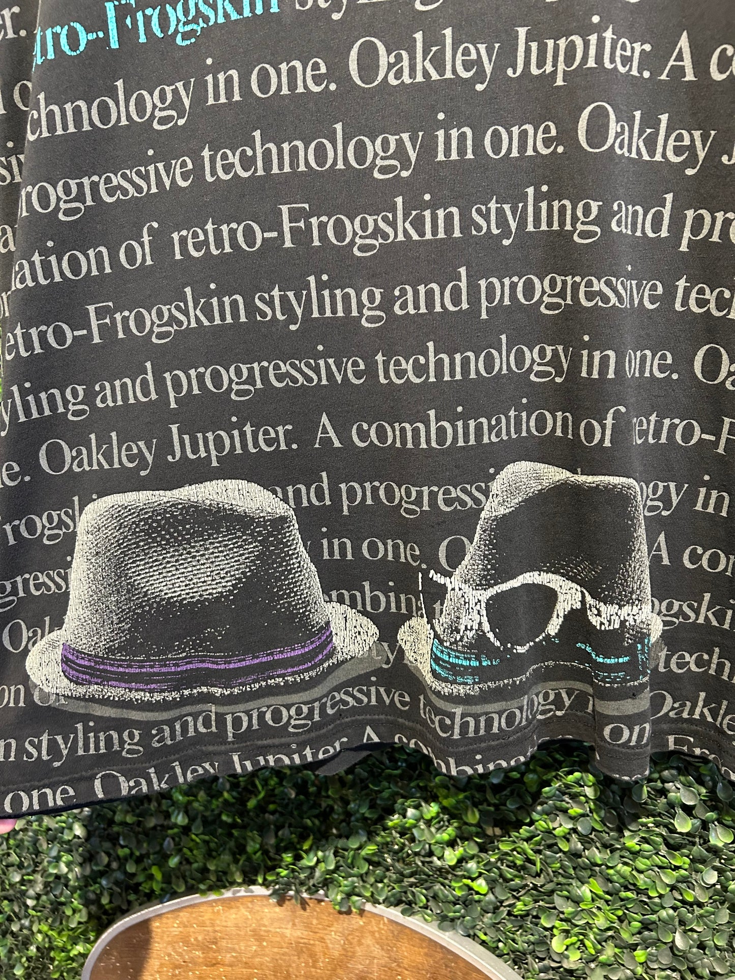 Vintage Oakley Frogskin AOP T-Shirt. Size Large