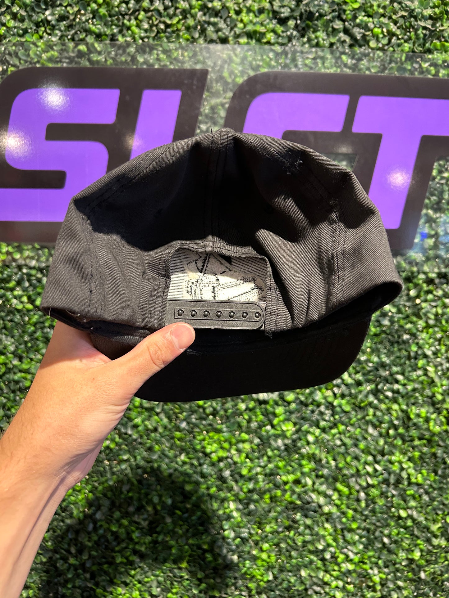 1997 Grand Piano Hat