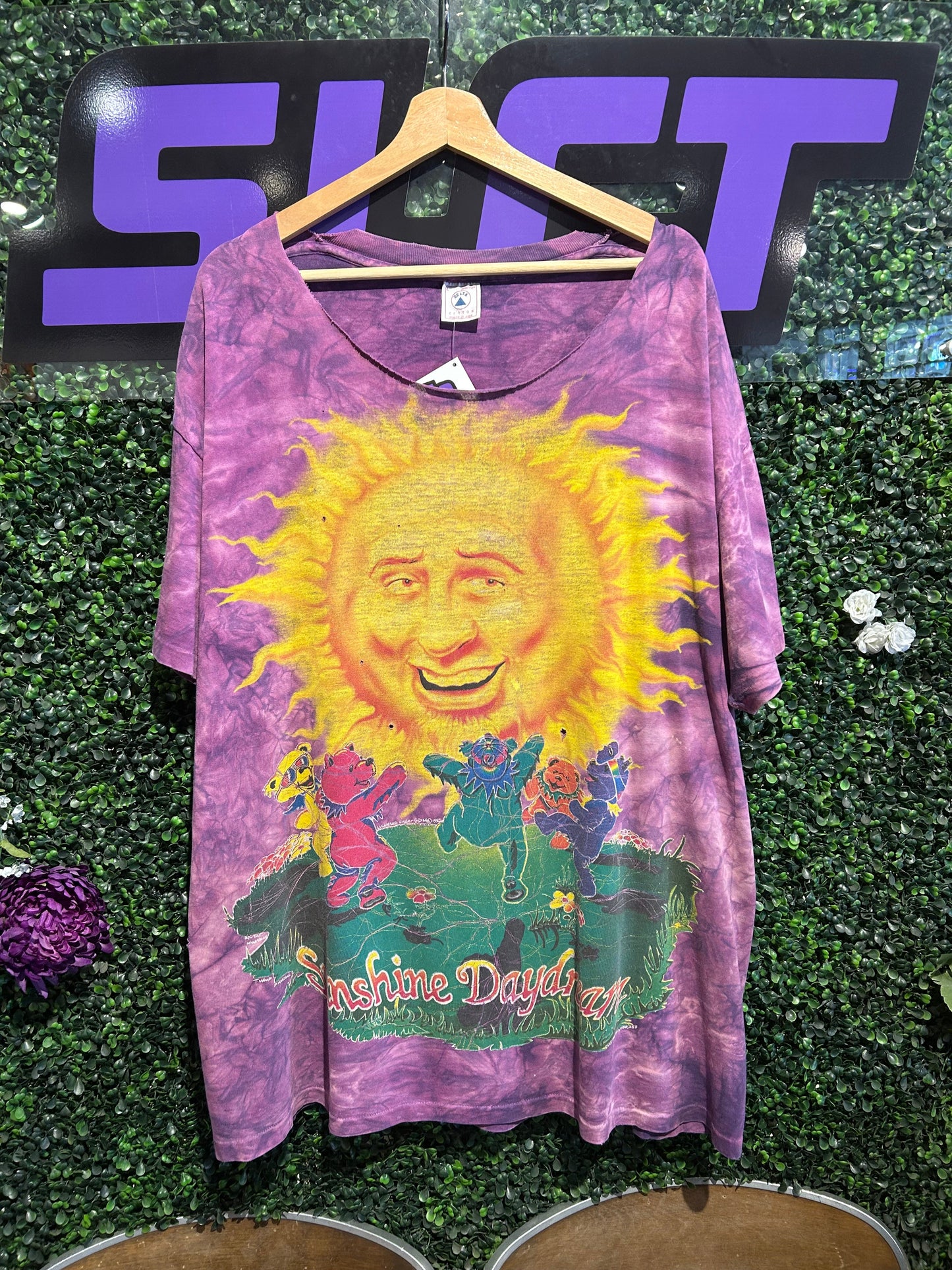 90s Grateful Dead Sunshine Daydream Tie-Dye T-Shirt. Size XL