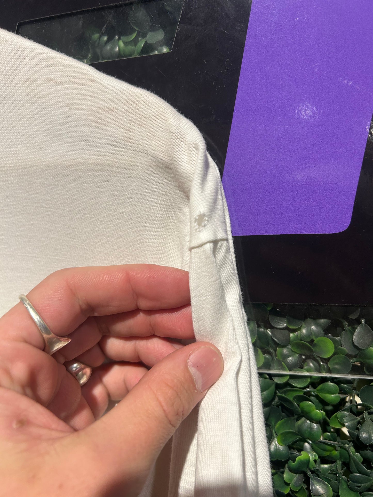 90s Land Of Winding Waters Oregon T-Shirt. Size Medium