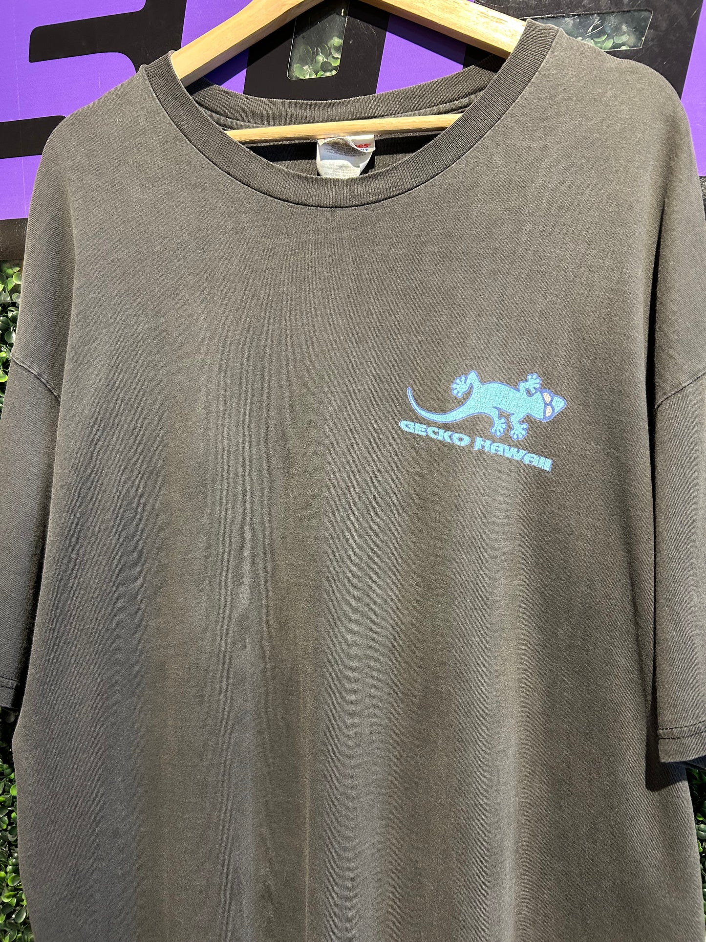 90s Gecko Hawaii T-Shirt. Size XXL
