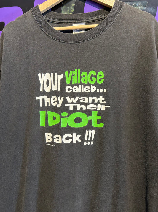 Vintage Village Idiot T-Shirt. Size XL