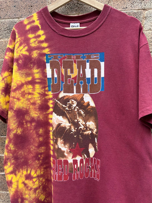 2003 Dead Rocks Grateful Dead Red Rocks Tie-Dye T-Shirt. Size Large