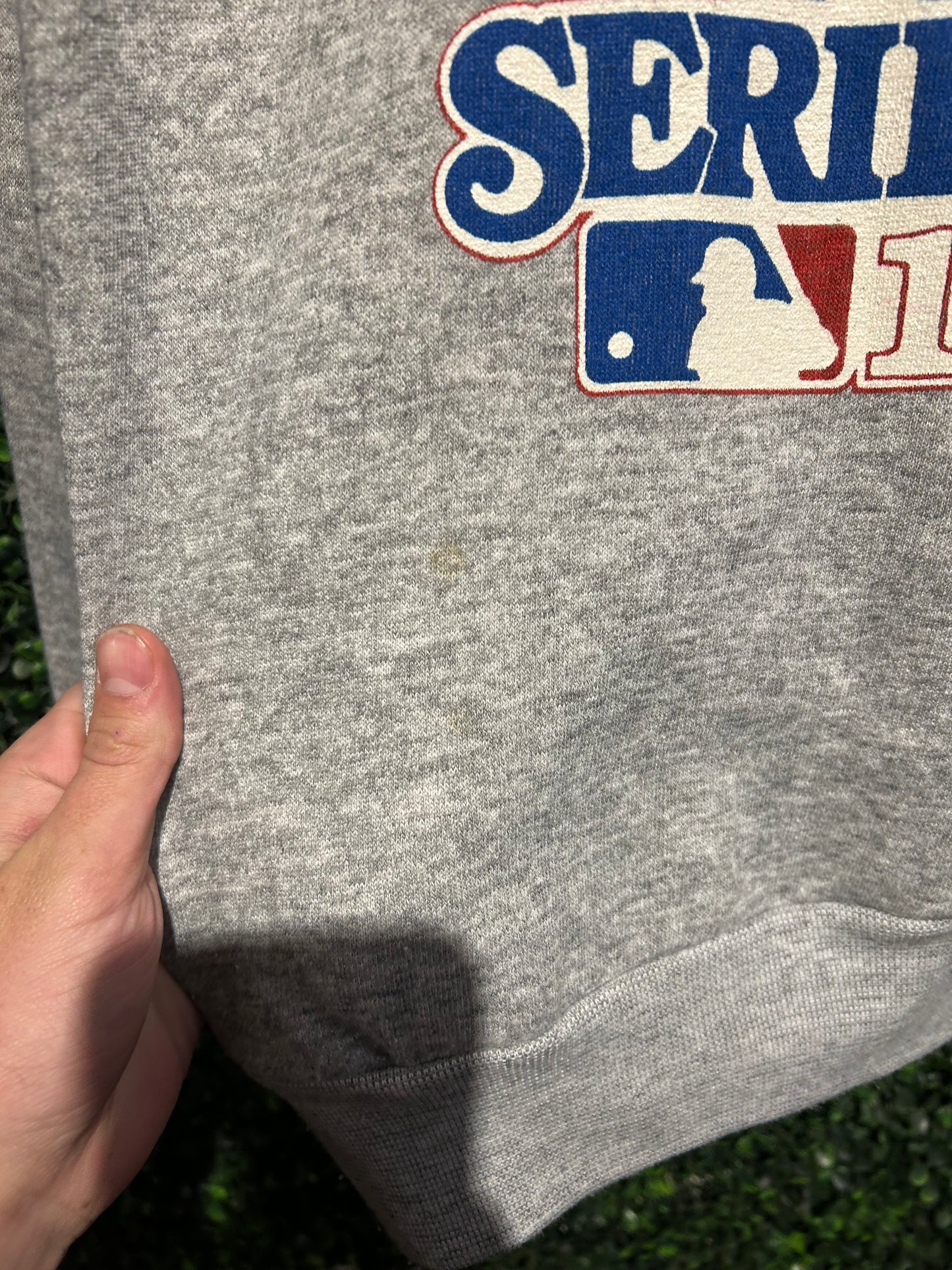 1985 MLB World Series Crewneck. Size S/M