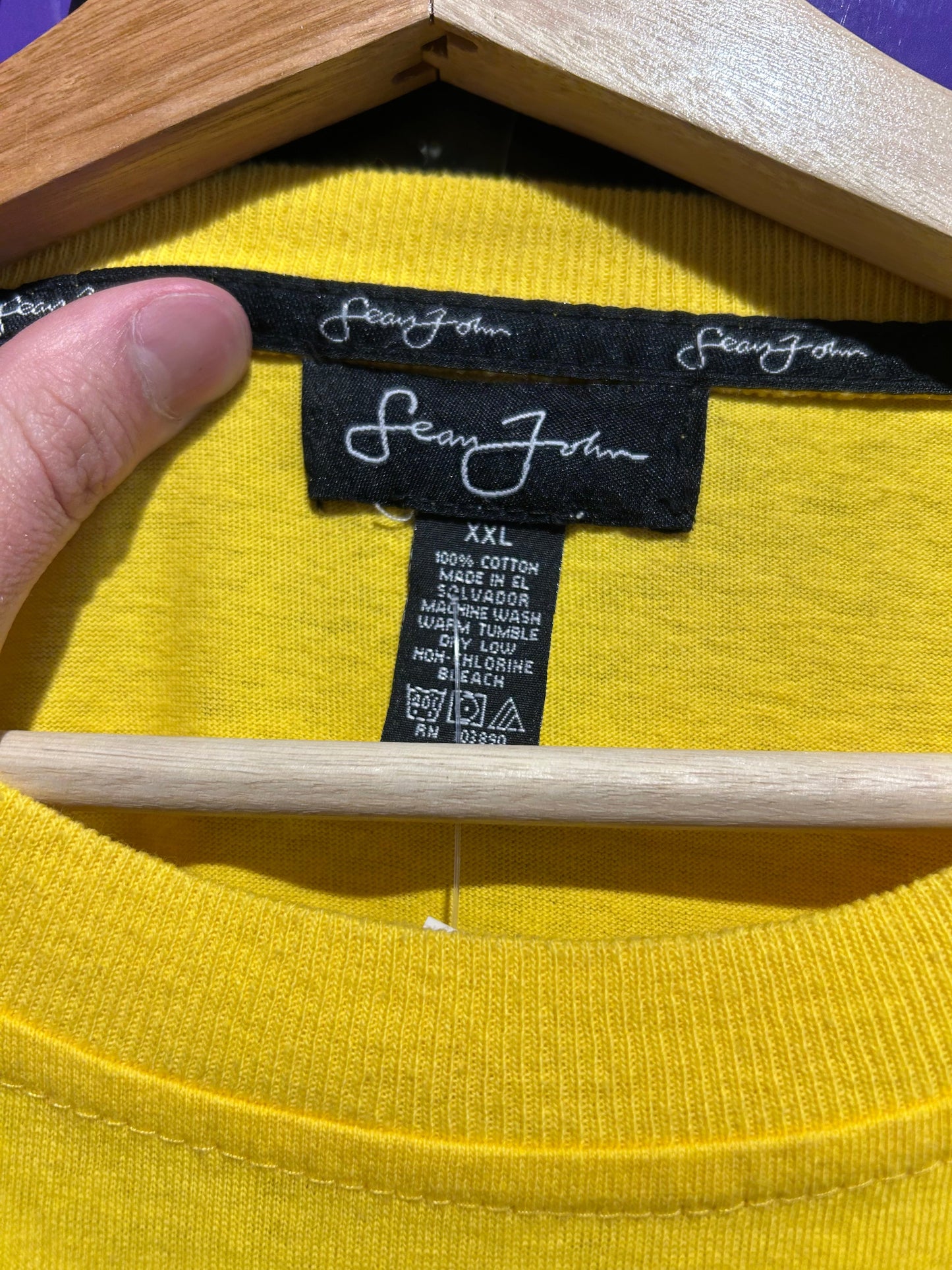 Vintage Sean John T-Shirt. Size XXL
