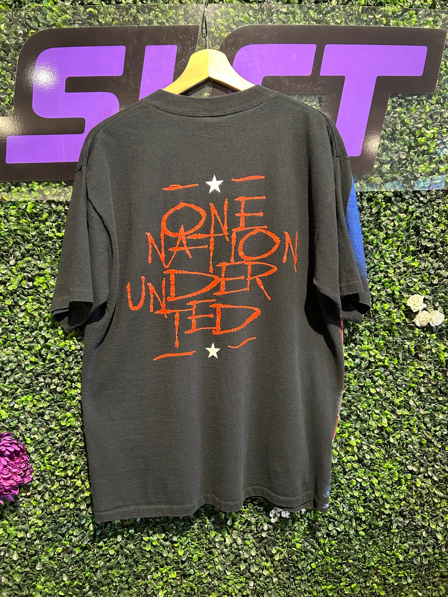 2000 Ted Nugent One Nation Under Ted T-Shirt. Size Large