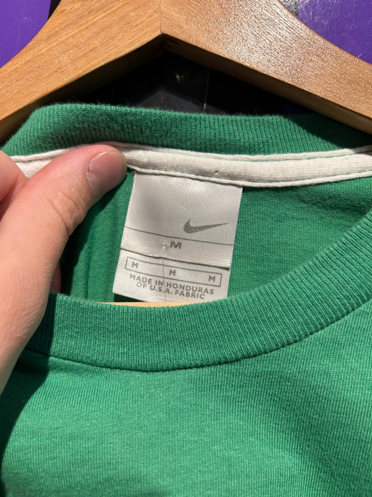 Vintage Nike T-Shirt. Size Medium