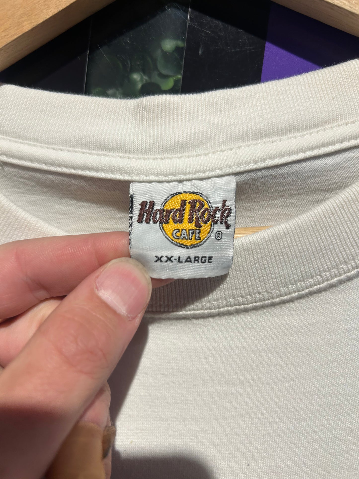 Vintage Hard Rock Cafe London T-Shirt. Size XL (Boxy)