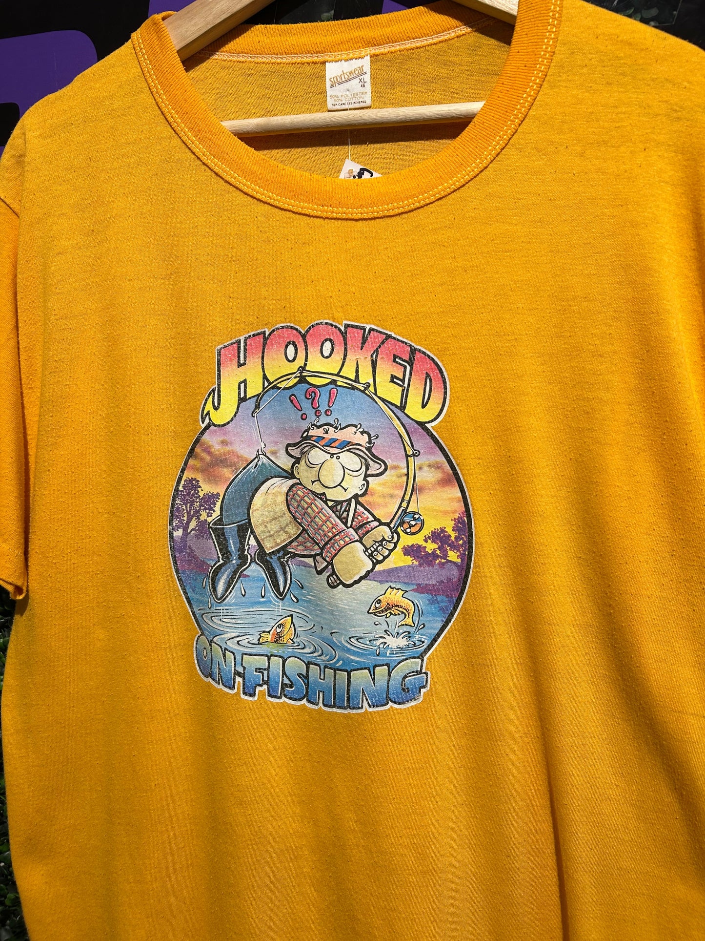 70s Hooked On Fishing T-Shirt. Size L/XL
