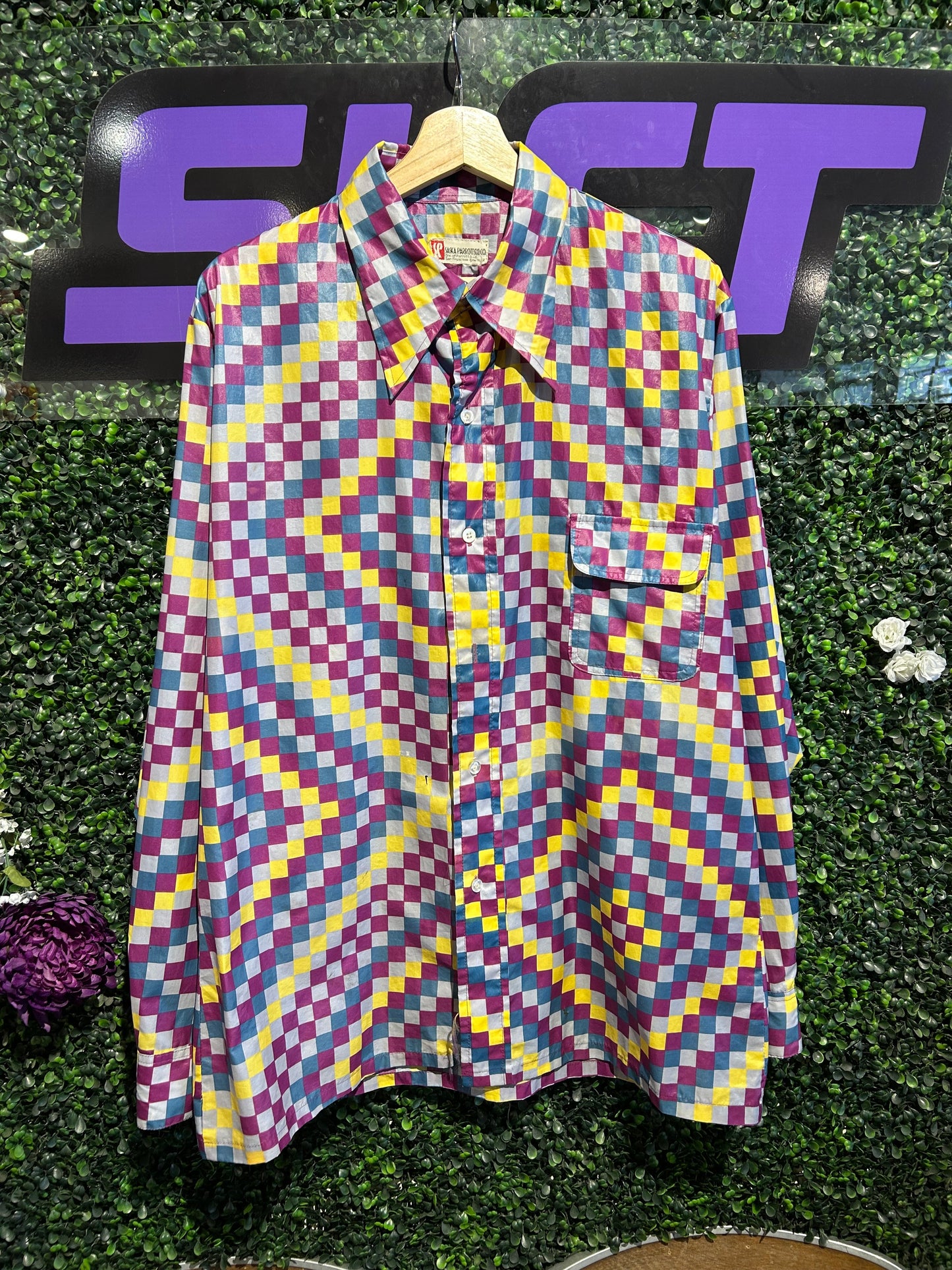 70s Saska Parrott Ski Co. Nylon Button-Up Shirt. L/XL