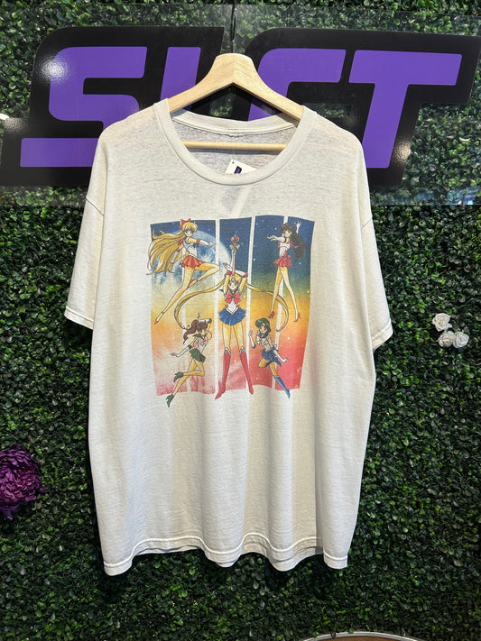 Vintage Sailor Moon T-Shirt. Size XL