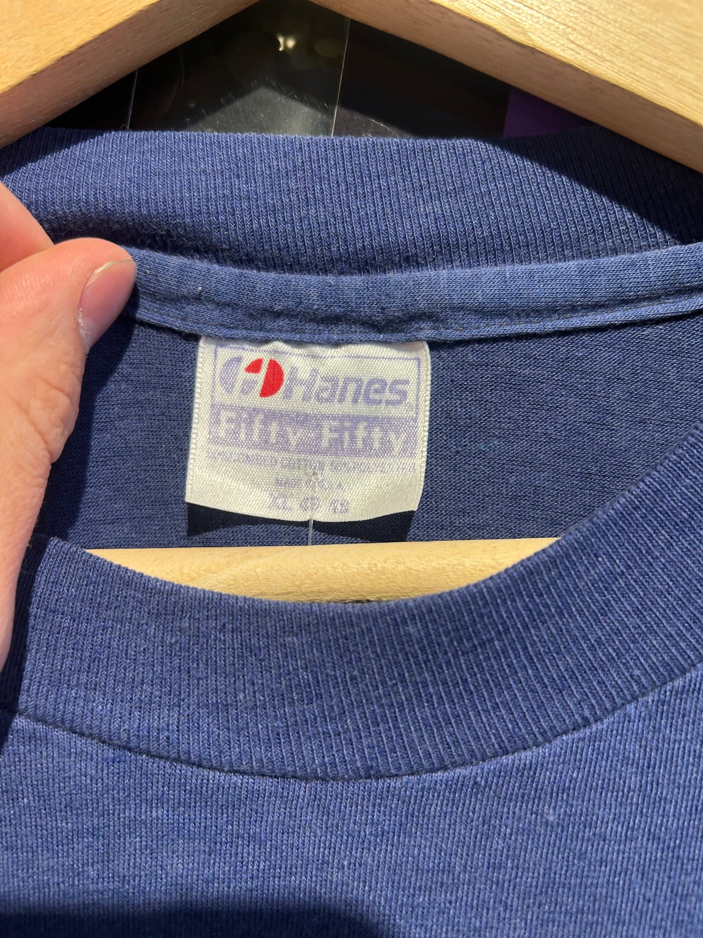 1985 The Final Battle Super Bowl Vegas Sports Betting T-Shirt. Size Large