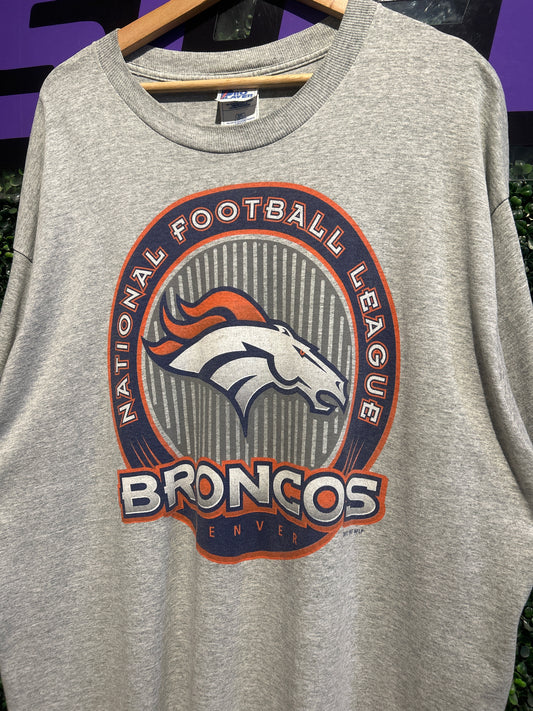 1997 Denver Broncos T-Shirt. Size XXL