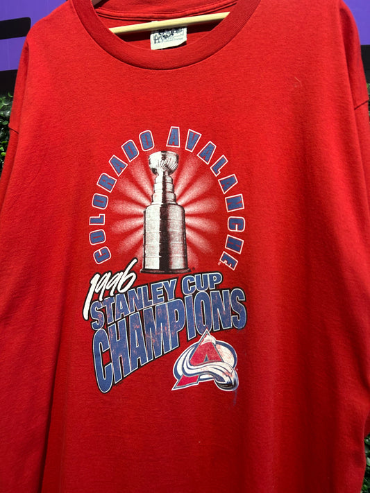 1996 Colorado Avalanche Stanley Cup T-Shirt. Size XXL
