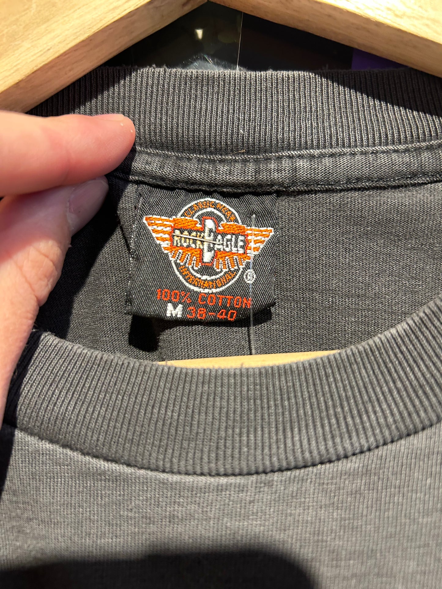 90s It’s Our Planet Wolf T-Shirt. Size S/M