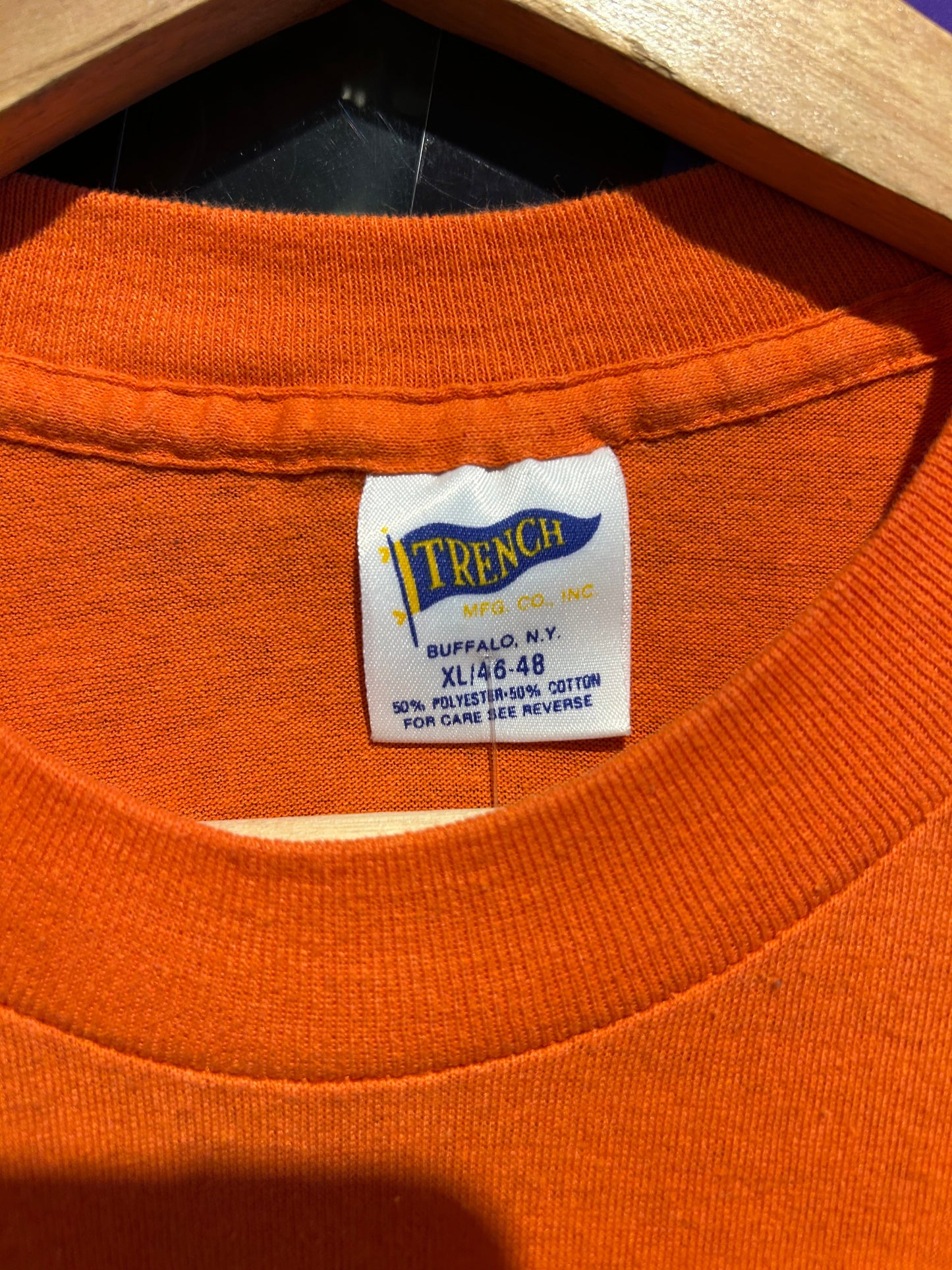 80s Denver Broncos T-Shirt. Size Large