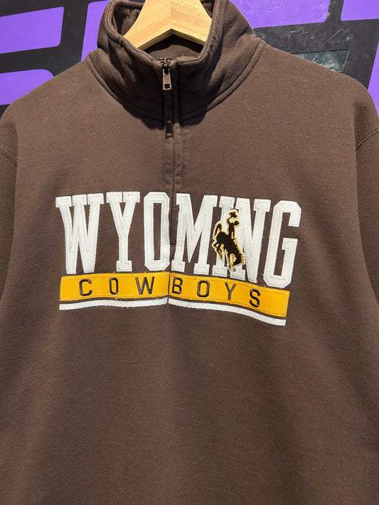 00s Wyoming Cowboys Champion 1/4 Zip Sweatshirt. Size Medium