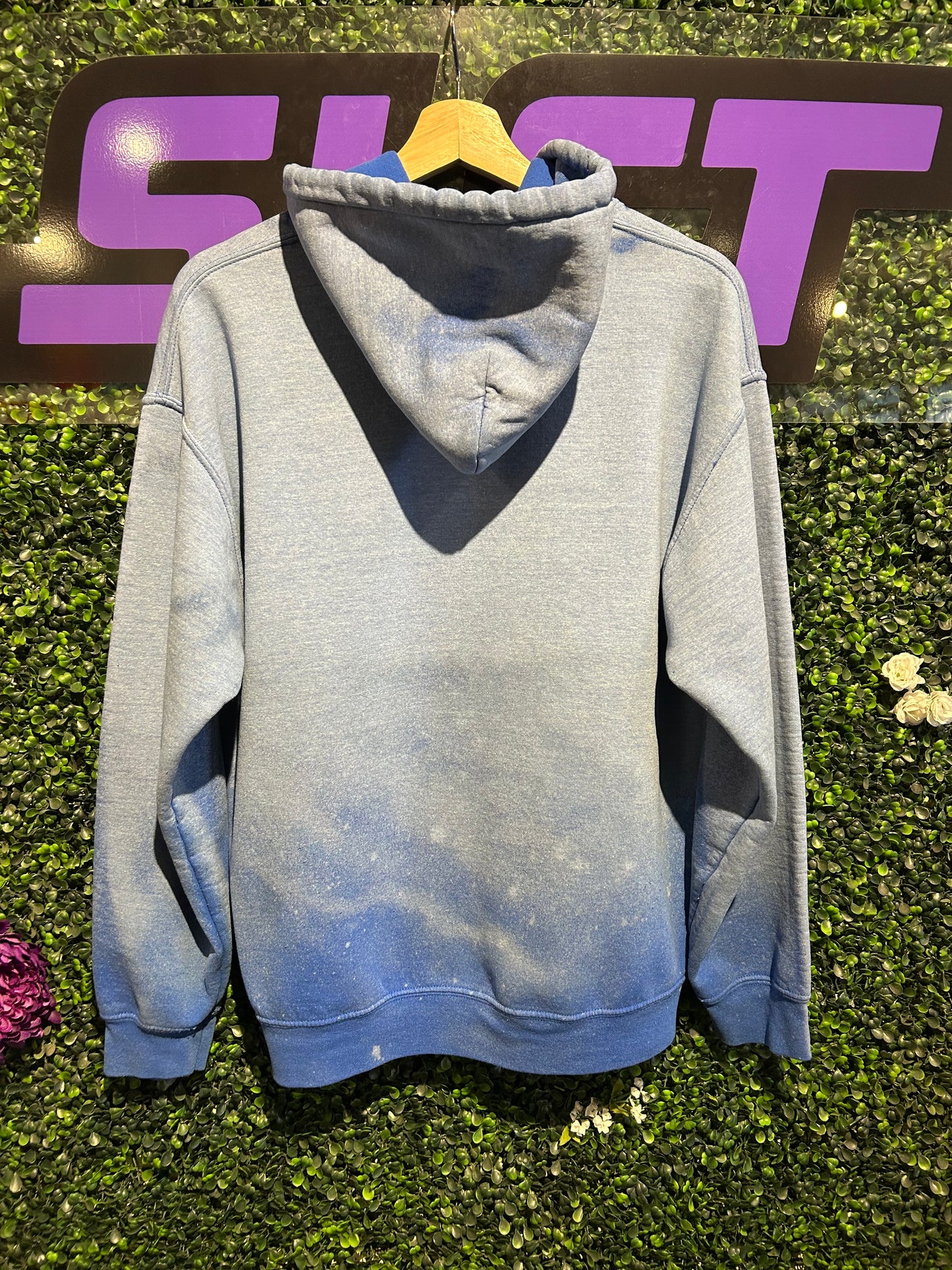 00s Al Udeid Qatar Gym Hoodie. Size M/L