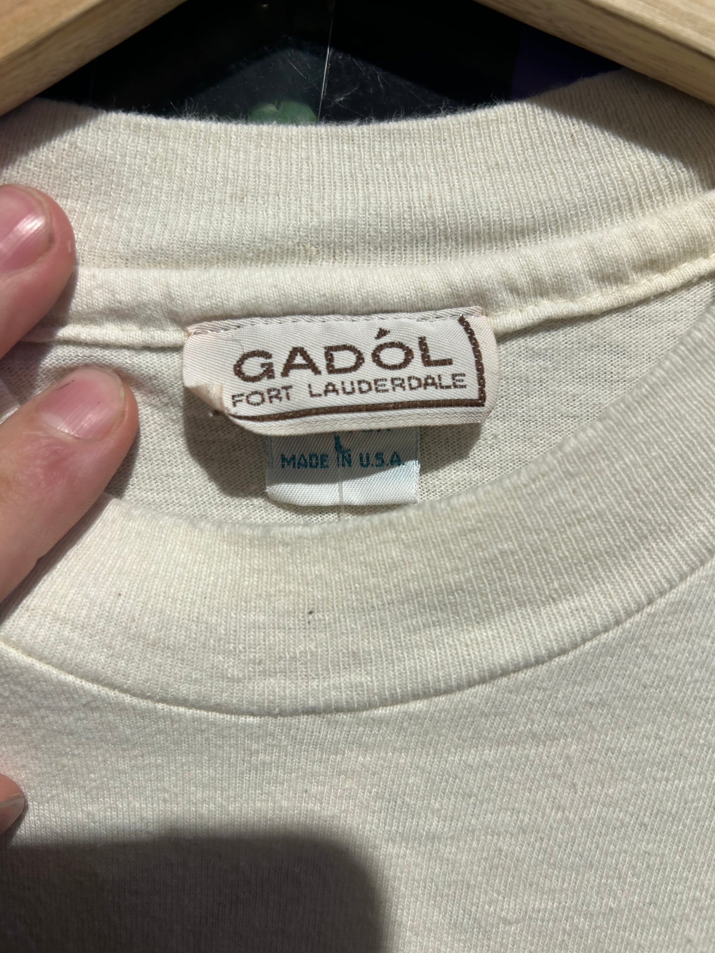 90s Wolf T-Shirt. Size Large