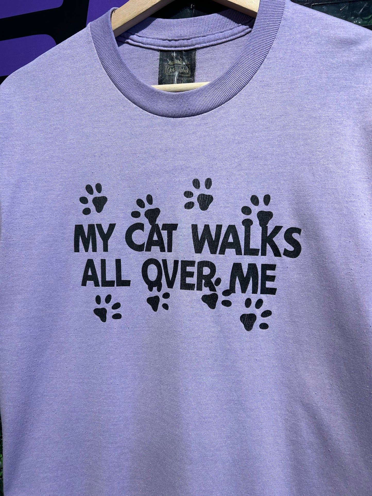 80s My Cat Walks All Over Me T-Shirt. Size M/L