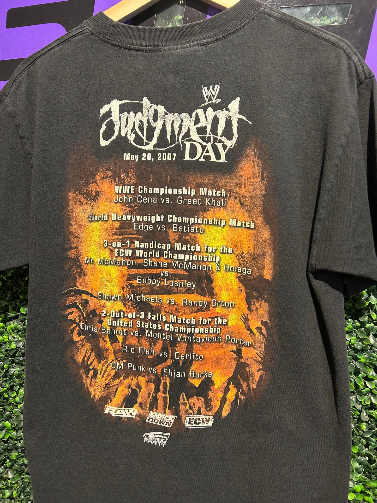 2007 WWE Judgment Day T-Shirt. Size M/L