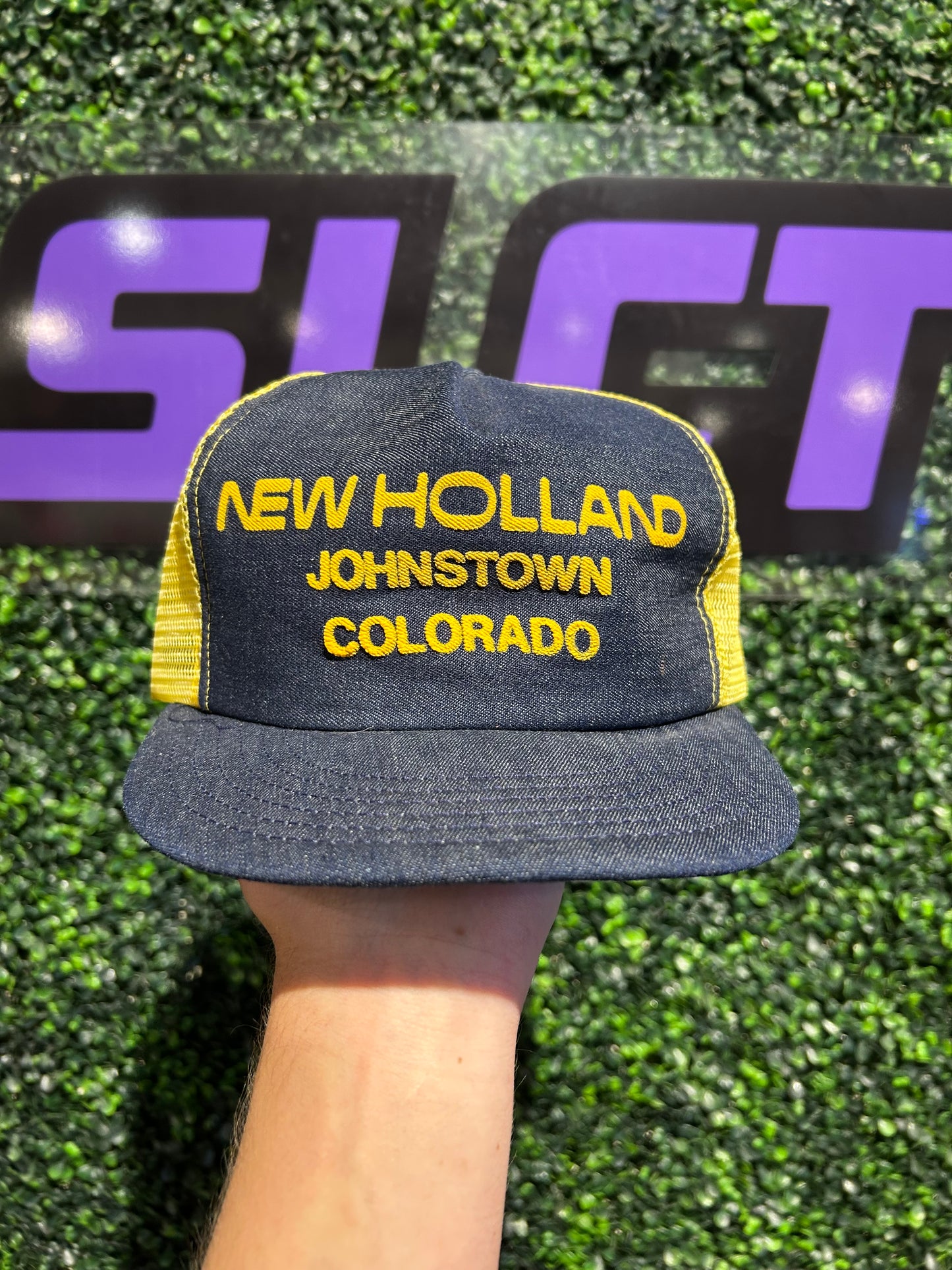 80s New Holland Johnstown Colorado Trucker Hat