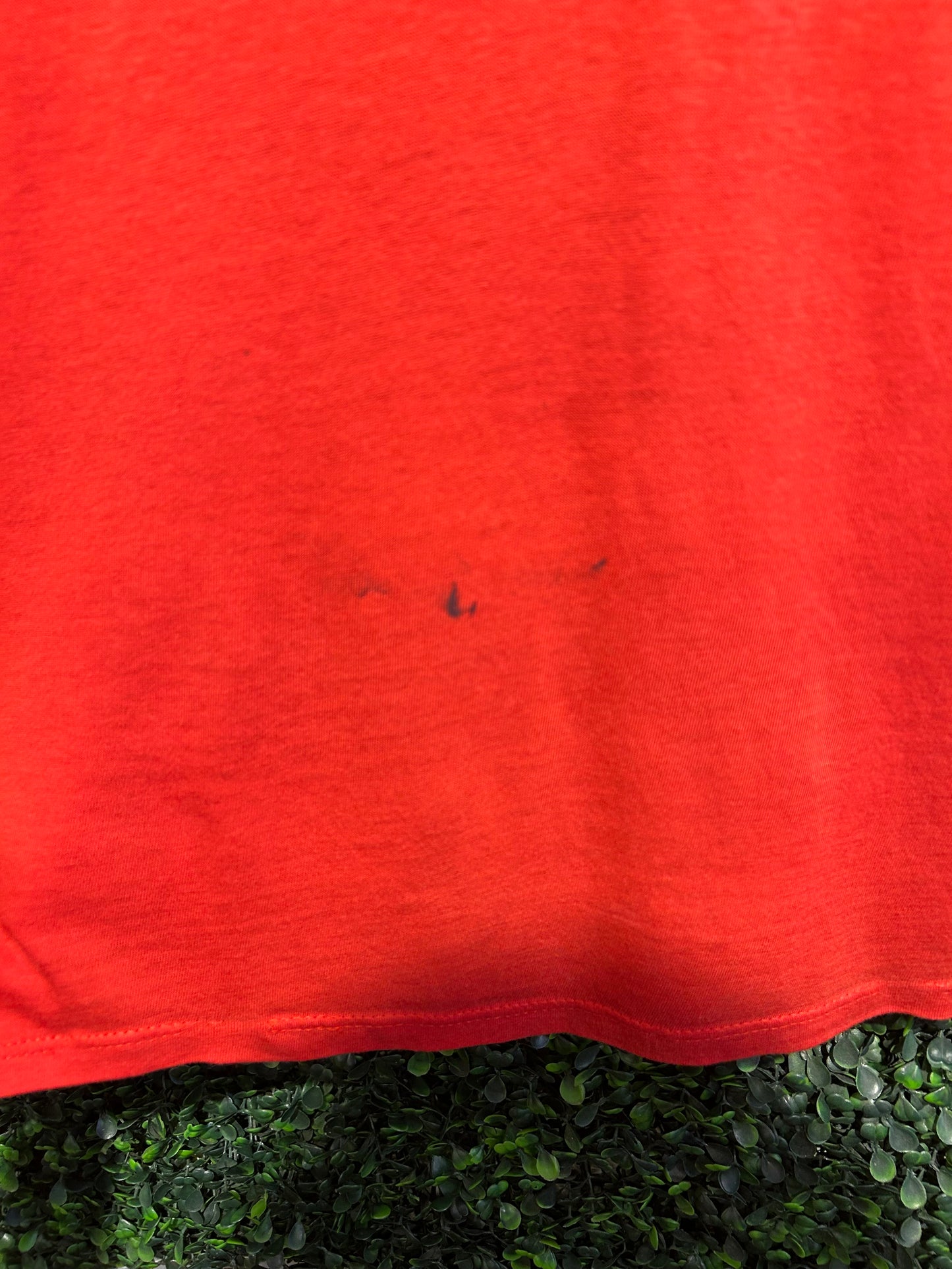 80s Twizzlers… Makes Mouths Happy T-Shirt. Size L/XL