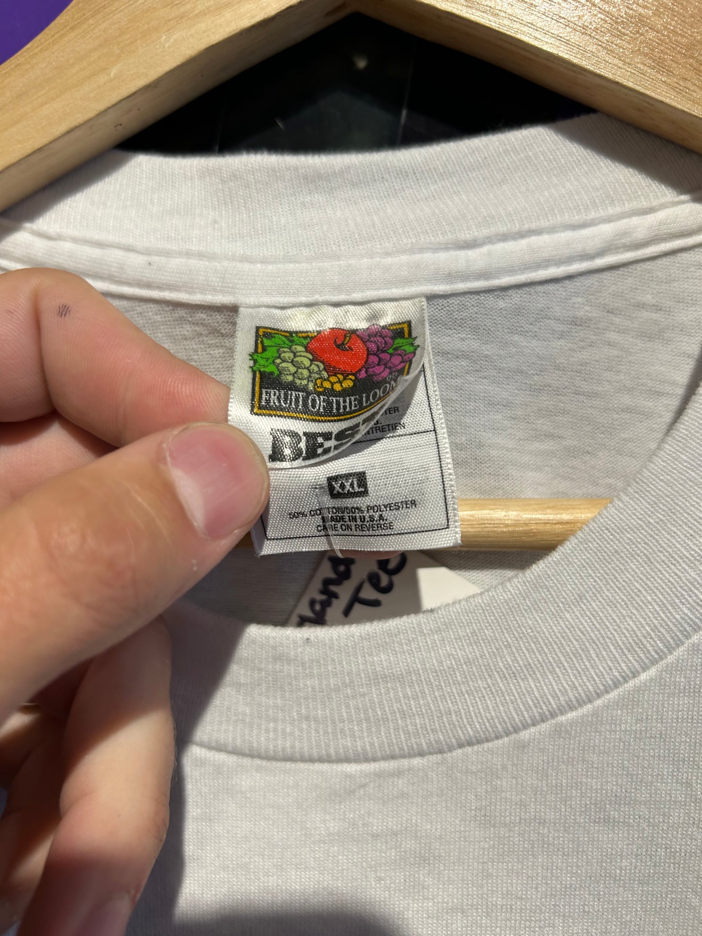 90s Winter Wonderland T-Shirt. Size XL (Boxy)