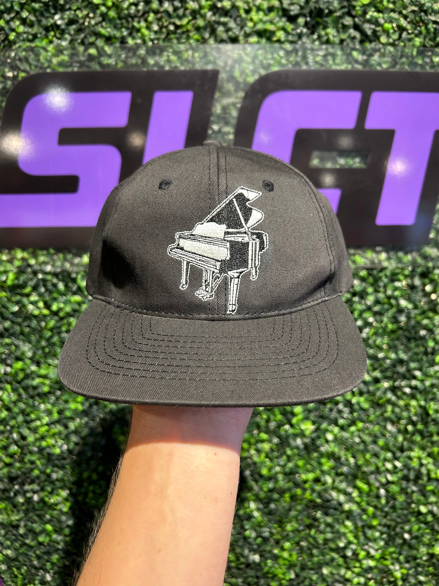 1997 Grand Piano Hat