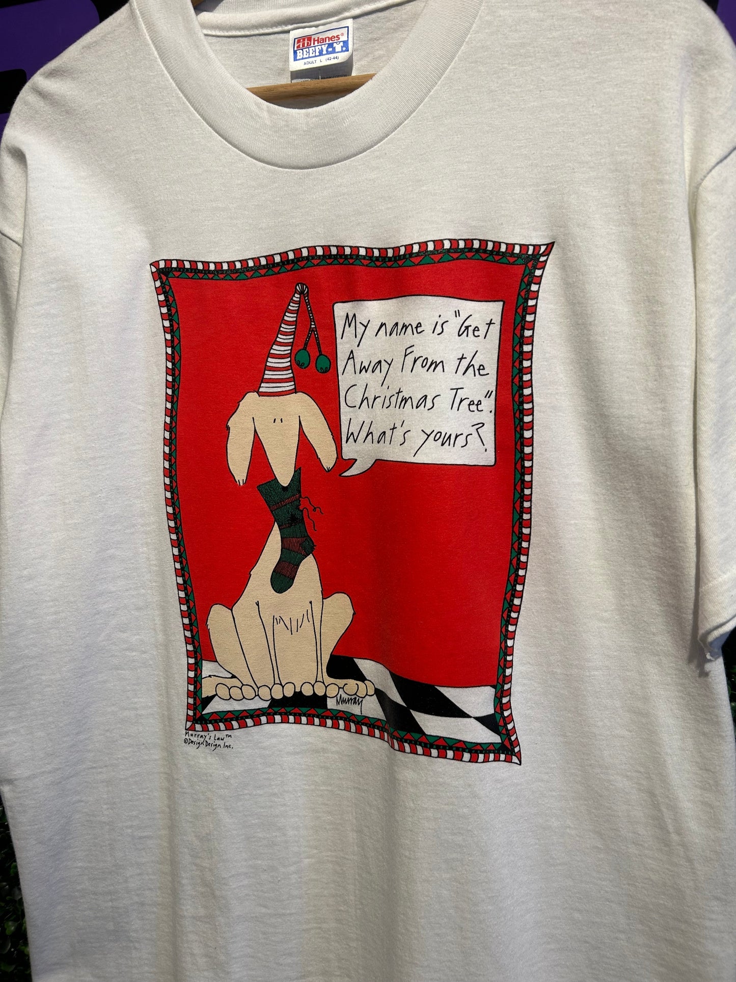 90s Get Away From The Christmas Tree Dog Comic T-Shirt. Size L/XL