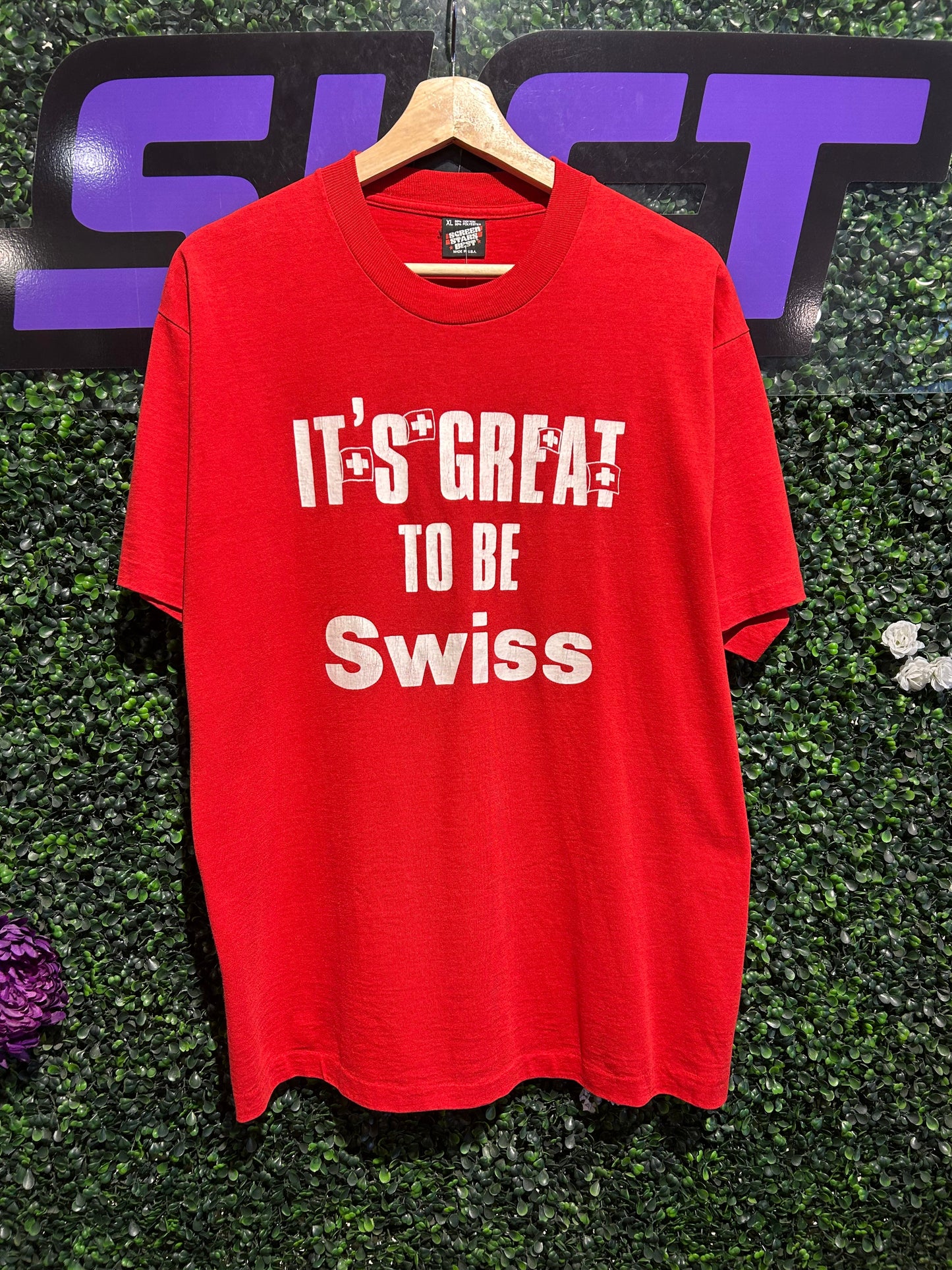 90s It’s Great To Be Swiss T-Shirt. Size L/XL