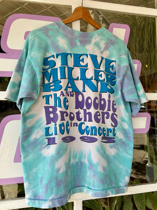 1995 Steve Miller Band & The Doobie Brothers Summer Tour Tie-Dye T-Shirt. Size M/L