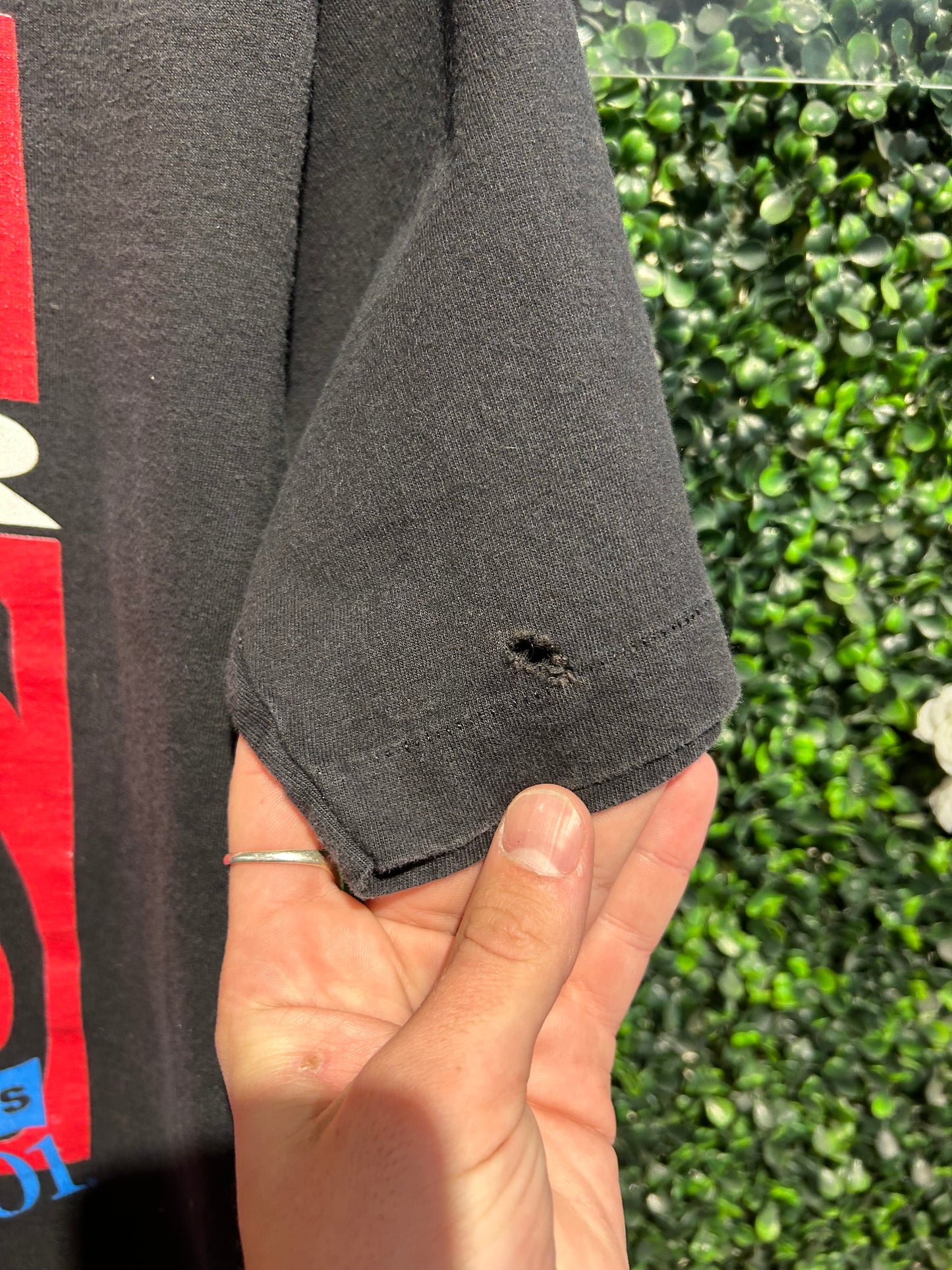 80s Levi’s 501 Button Your Shorts T-Shirt. Size S/M