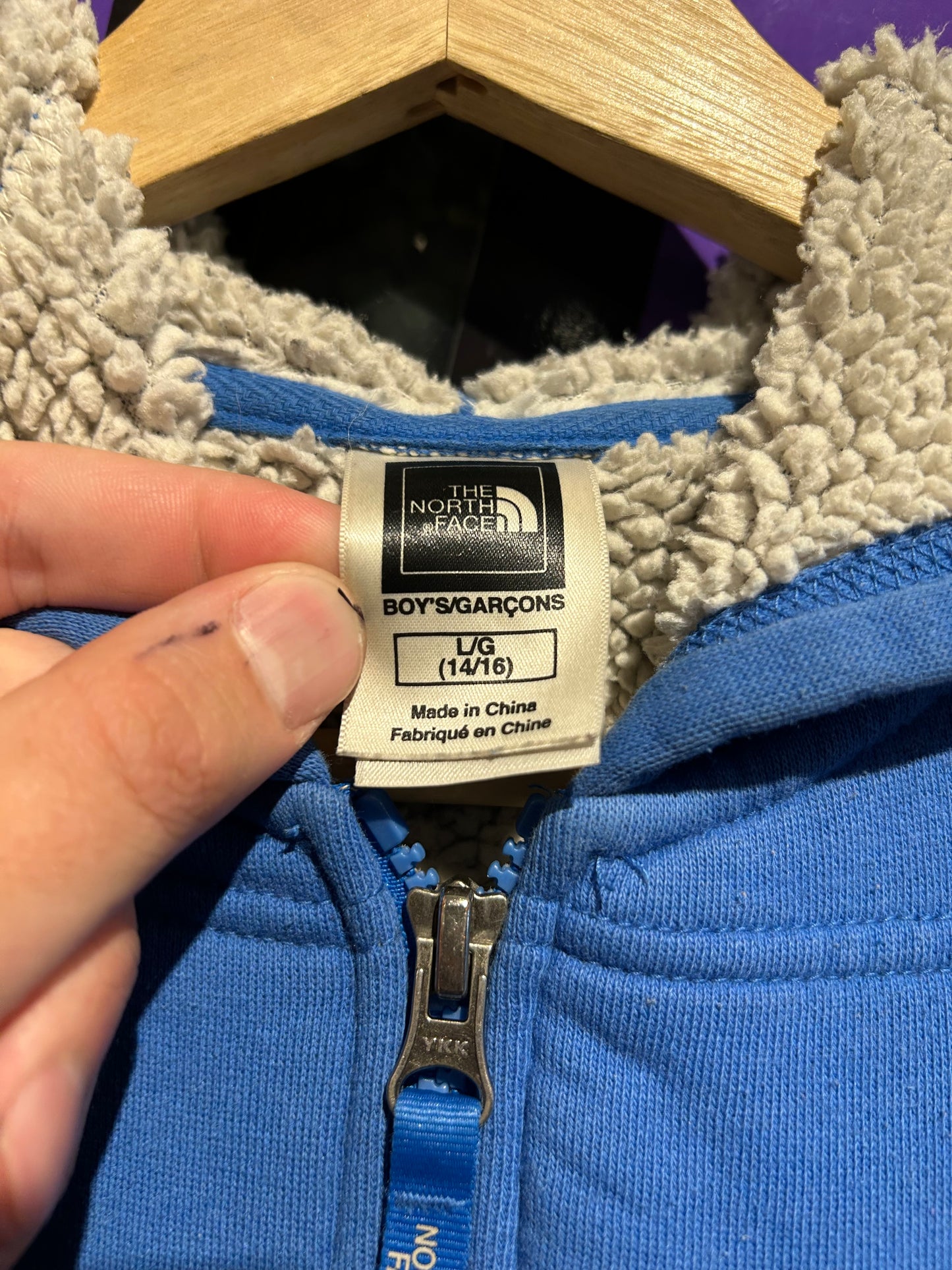 00s North Face Sherpa-Lined Zip-Up Hoodie. Size S/M