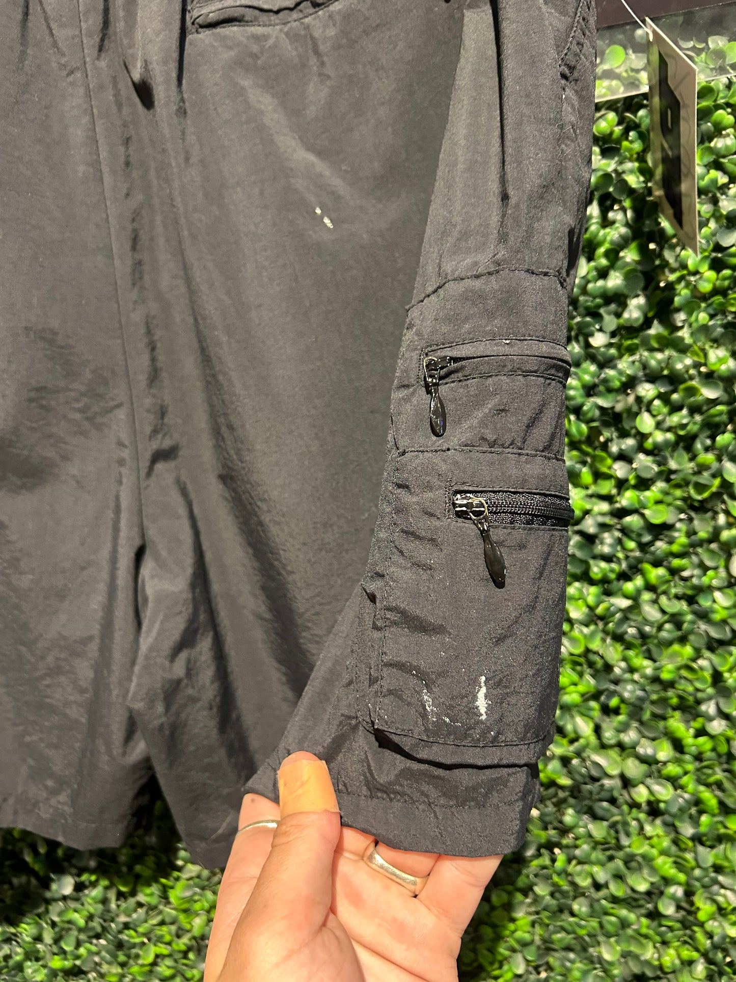 00s Columbia Hiking Utility Shorts. Size L/XL
