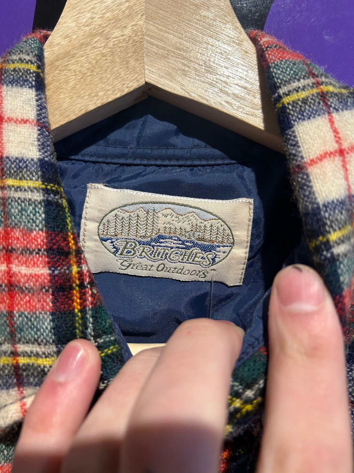80s Button-Up Flannel Shirt. Size Medium