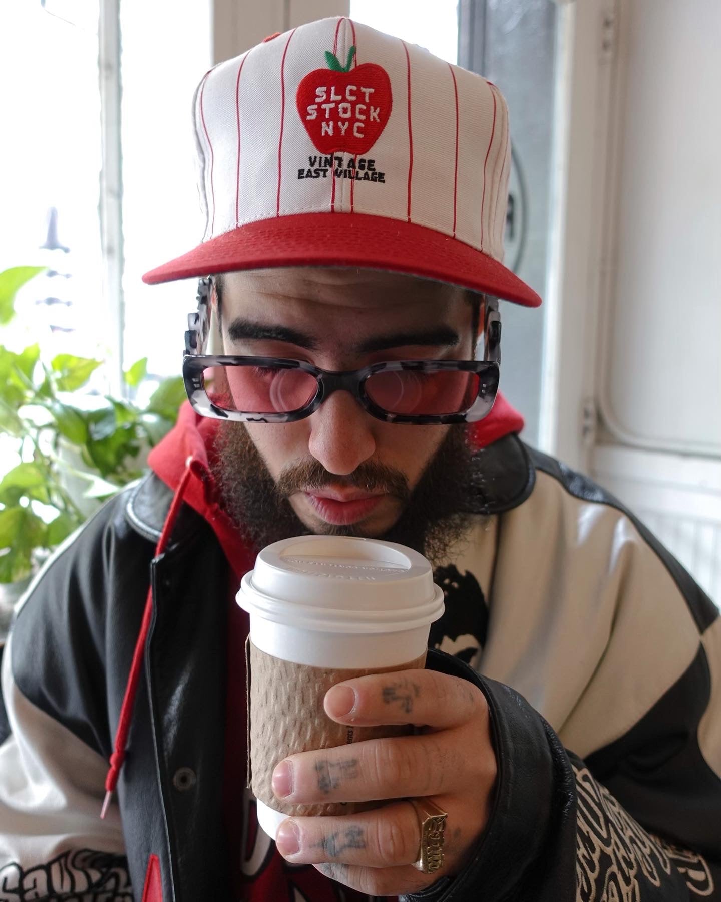 SLCT Stock NYC Souvenir Shop Snapback Hat in White/Red Pinstripe