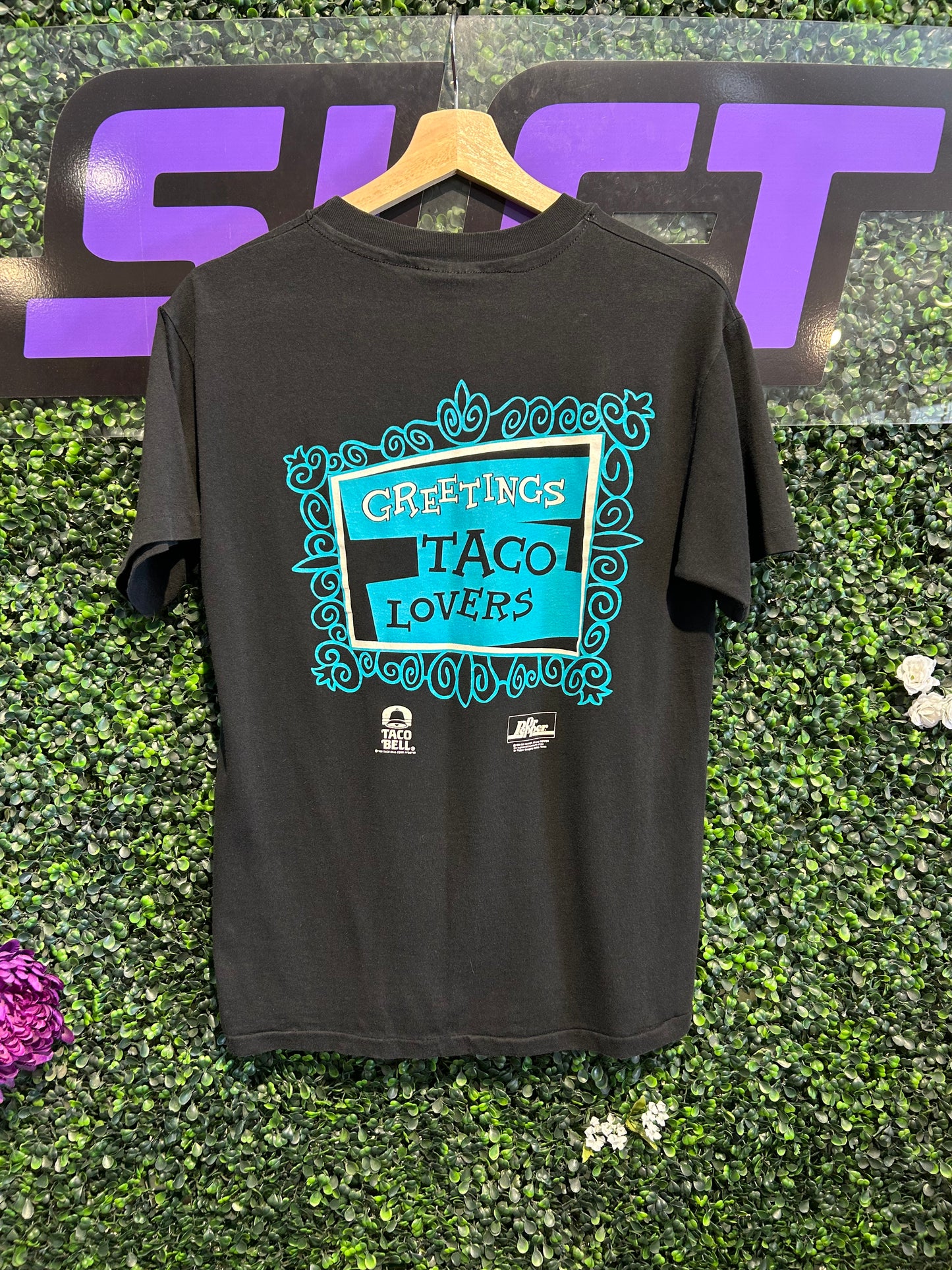 1993 Rocky & Bullwinkle Taco Bell Promo T-Shirt. Size Medium