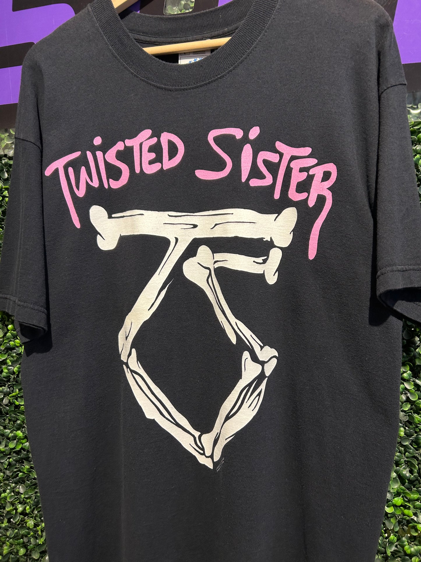 2000 Twisted Sister “We’re Not Gonna Take It” Euro Tour T-Shirt. Size L/XL