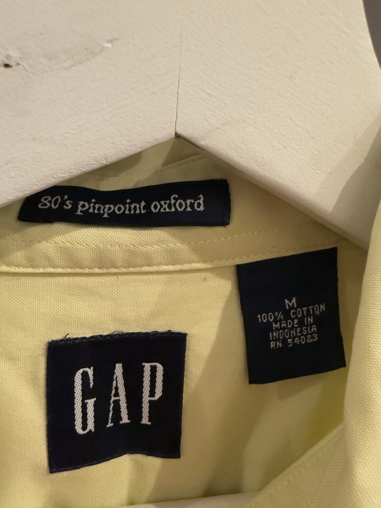 Gap Oxford Button Up Size Medium