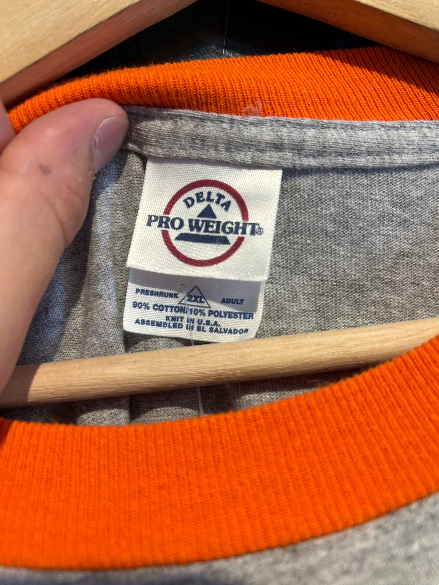 Vintage Hooters Annoy You Ringer T-Shirt. Size XXL