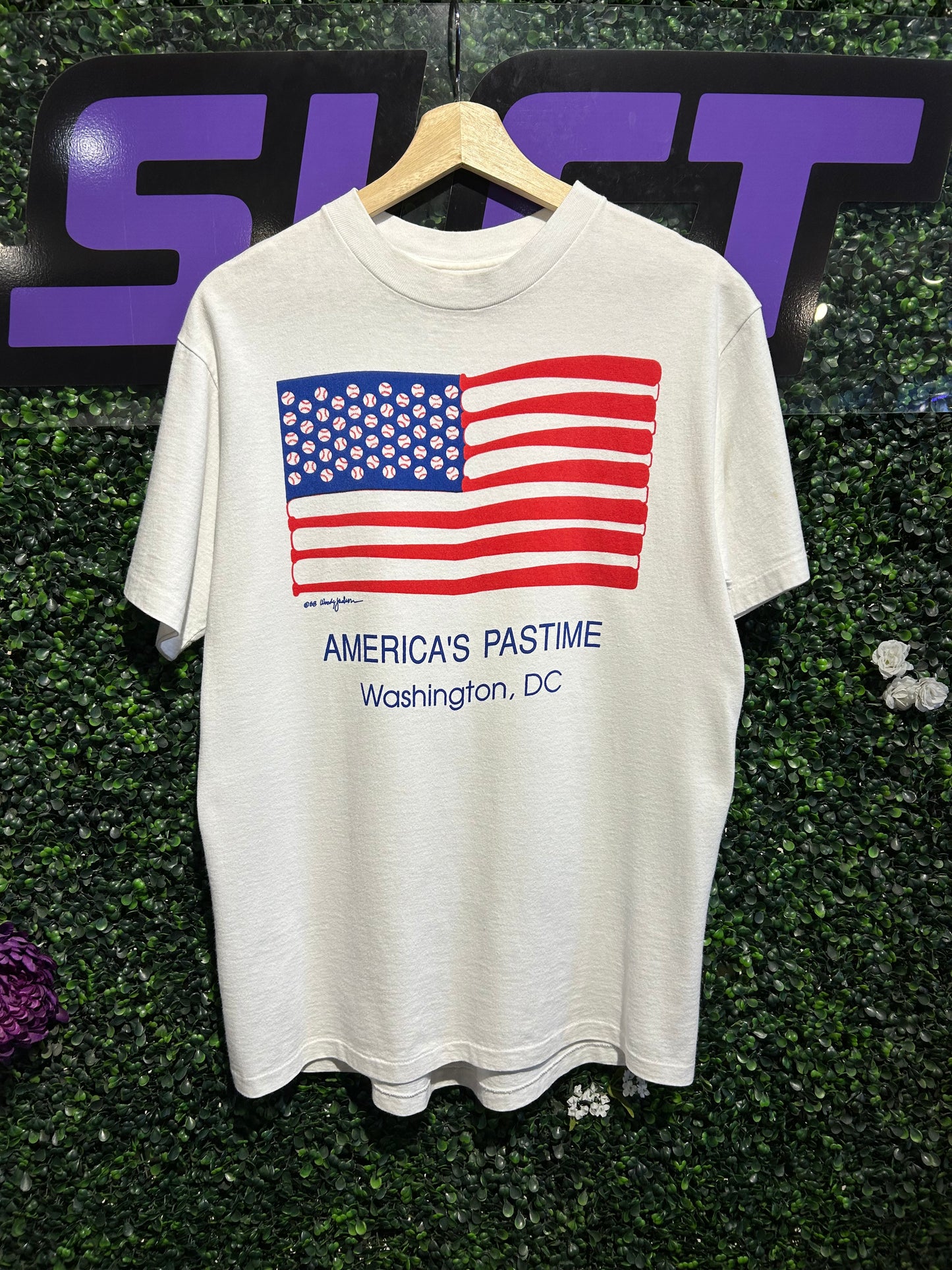 90s America’s Pastime Baseball T-Shirt. Size M/L