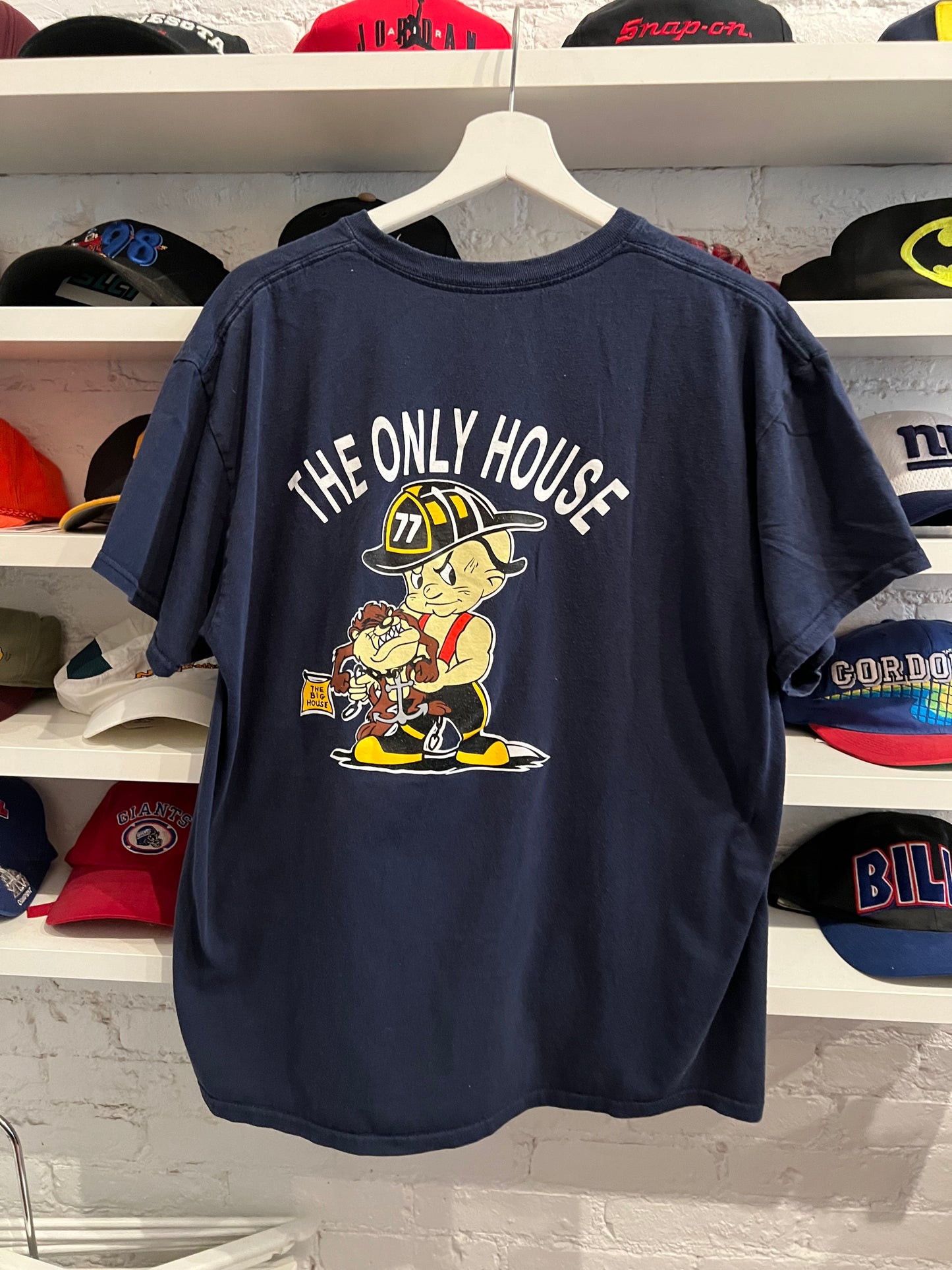 Vintage TFD Big House T-shirt size L