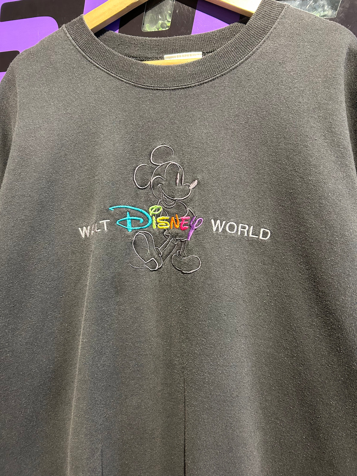 90s Walt Disney World Embroidered Crewneck. Size XL