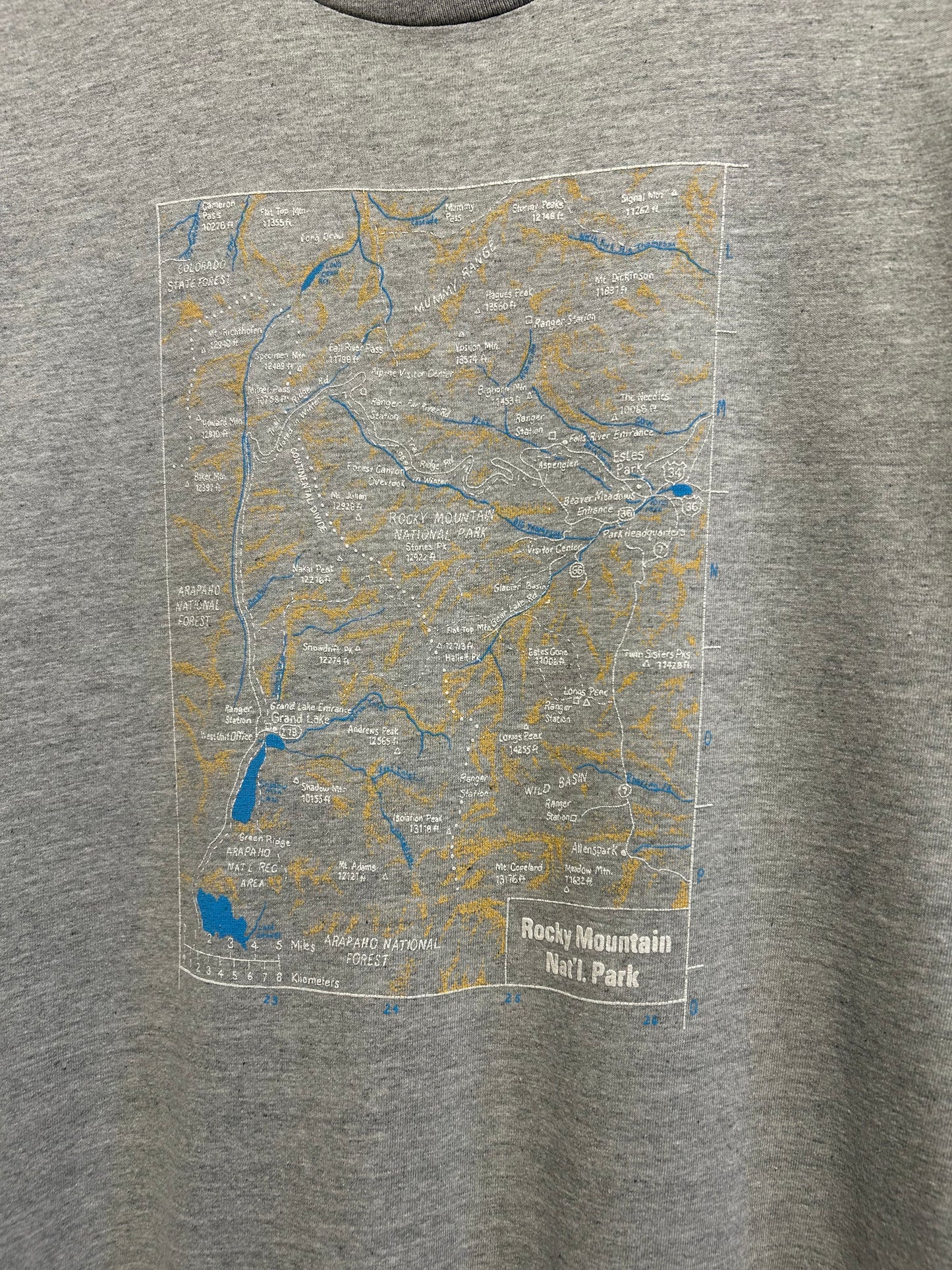 90s Rocky Mountain National Park T-Shirt. Size Large