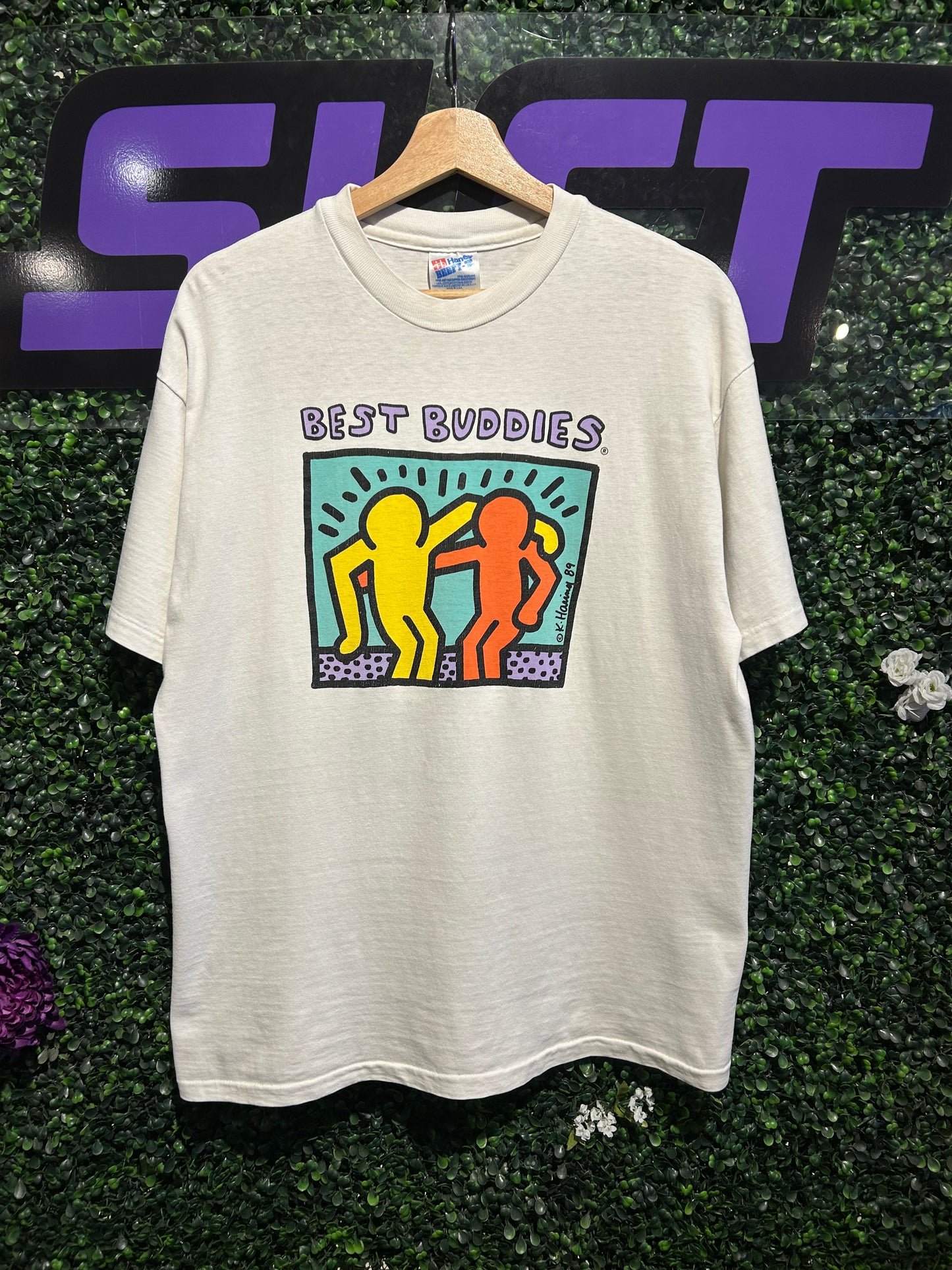 90s Keith Haring Best Buddies Art T-Shirt. Size Large