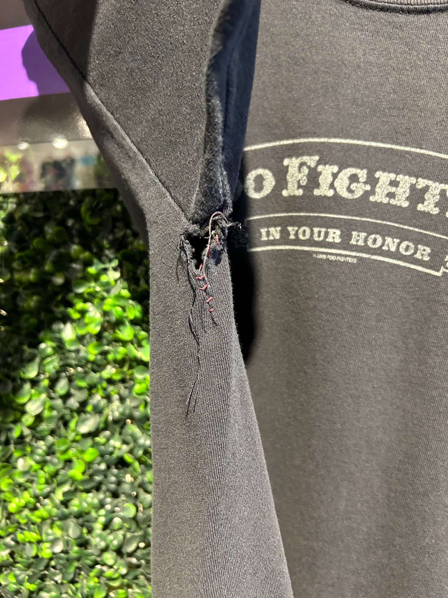 2005 Foo Fighters In Your Honor Tour T-Shirt. Size Medium