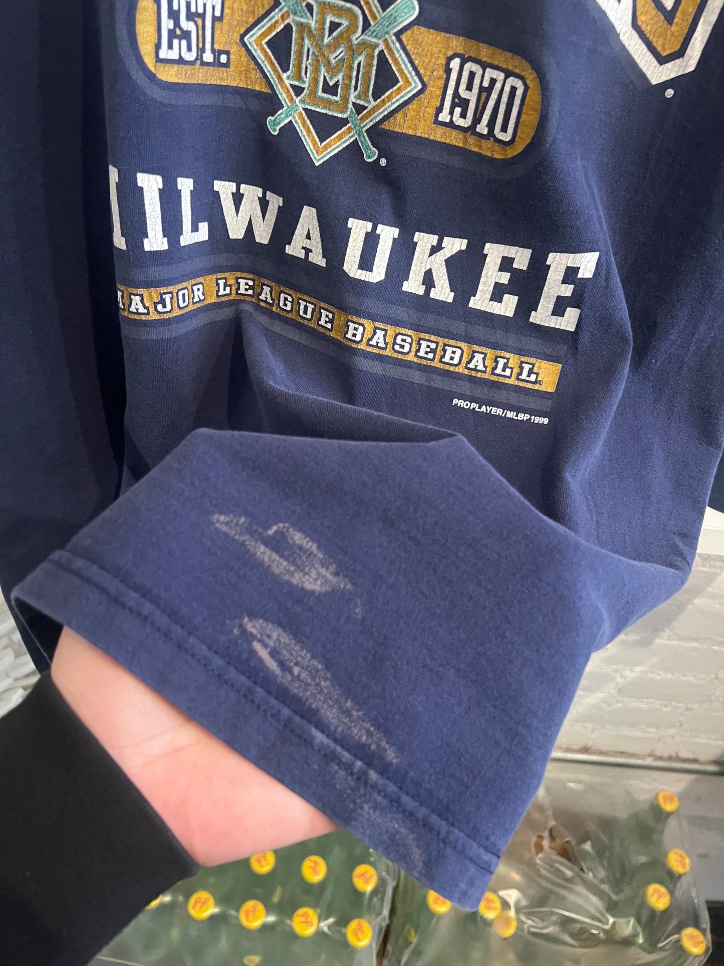 1999 Milwaukee Brewers T-Shirt Size Large